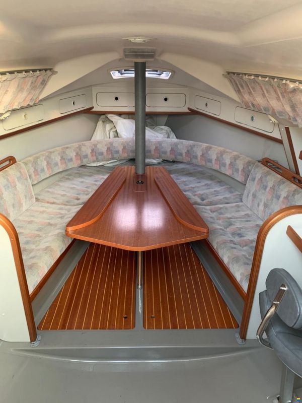 Dehler 28